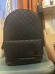 Ghiozdan louis vuitton
