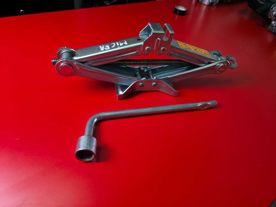 Cric AUTO OE Nissan Micra Nissan Note Renault ZOE Dacia Spring