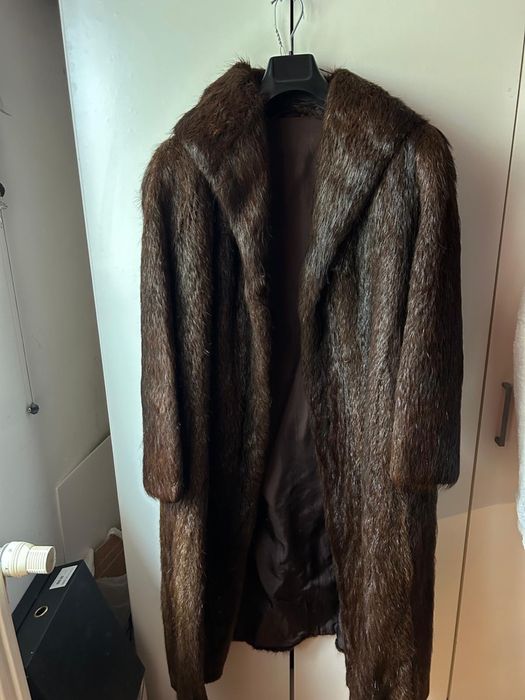 Haina de blana de nurca