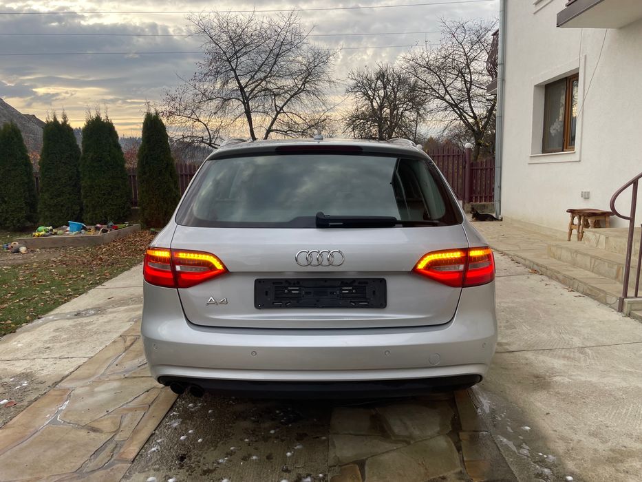 Audi a4 b8 2.0 tdi 143cp 2012 facelift