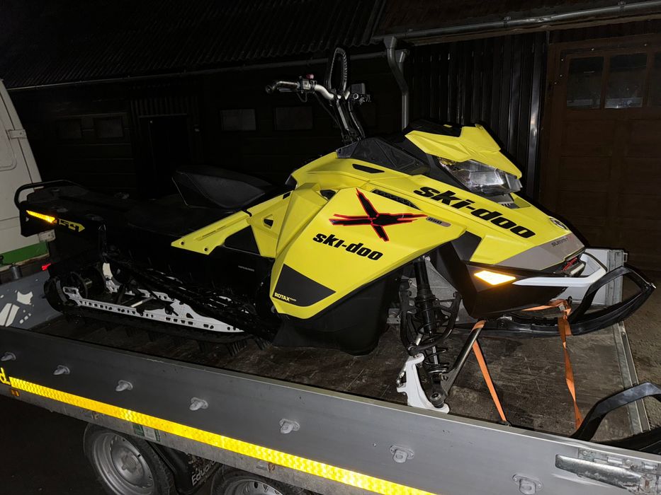 Ski doo 850 summit X