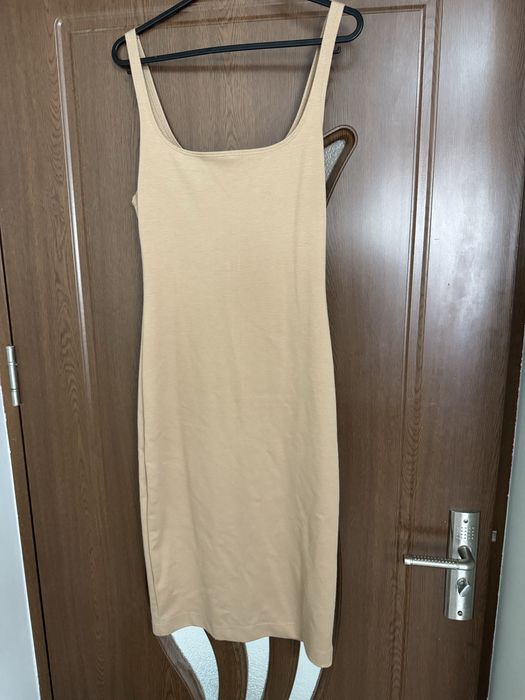 Дамски рокли-Avin, New collection, Calvin Klein, Massimo dutti, Guess