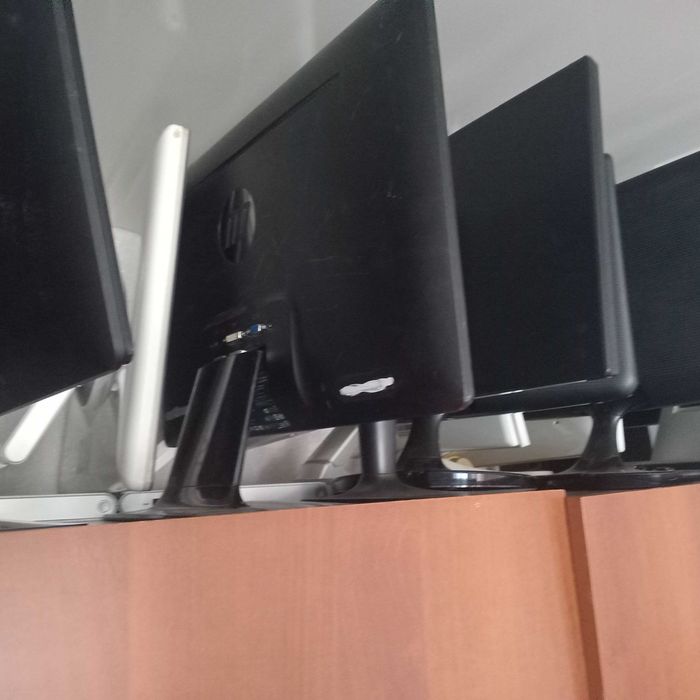 Мониторы нерабочие 19"-24", рабочие платы к мониторам