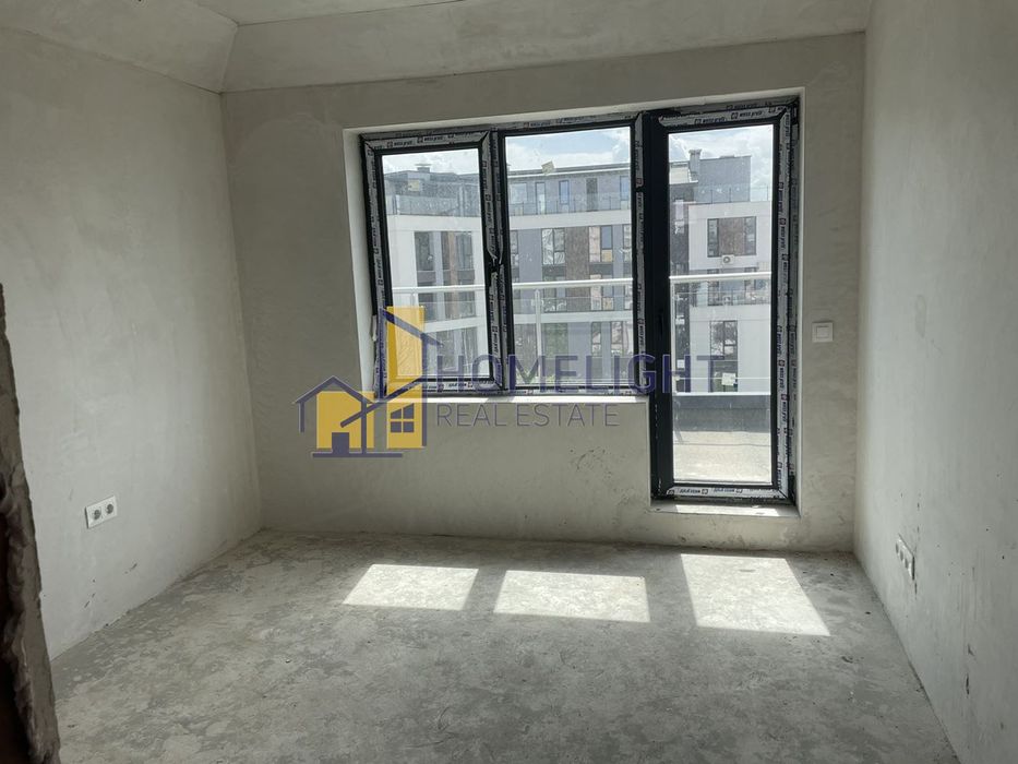 Продава се Тристаен апартамент в София, Левски В - 168 кв.м за 1125 €/кв.м - Снимка #1