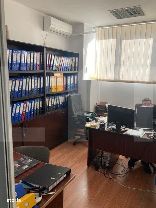 Spatiu de birou, 576 mp, 20 parcari, zona strazii Fabricii