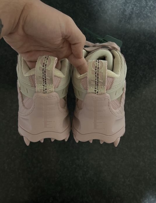 Off-White Odsy 1000 Pink