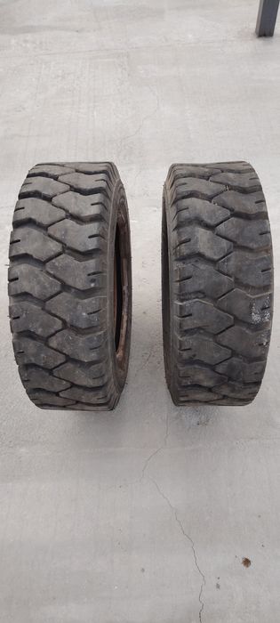 Гуми за мотокар Рекорд 2 3500 кг