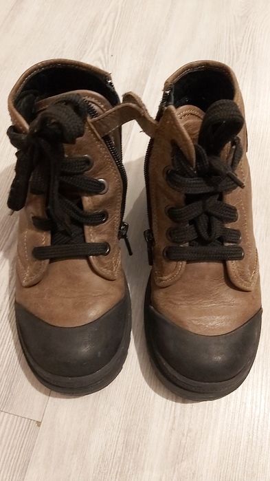 Încălțăminte pentru copii nr 32,33,35