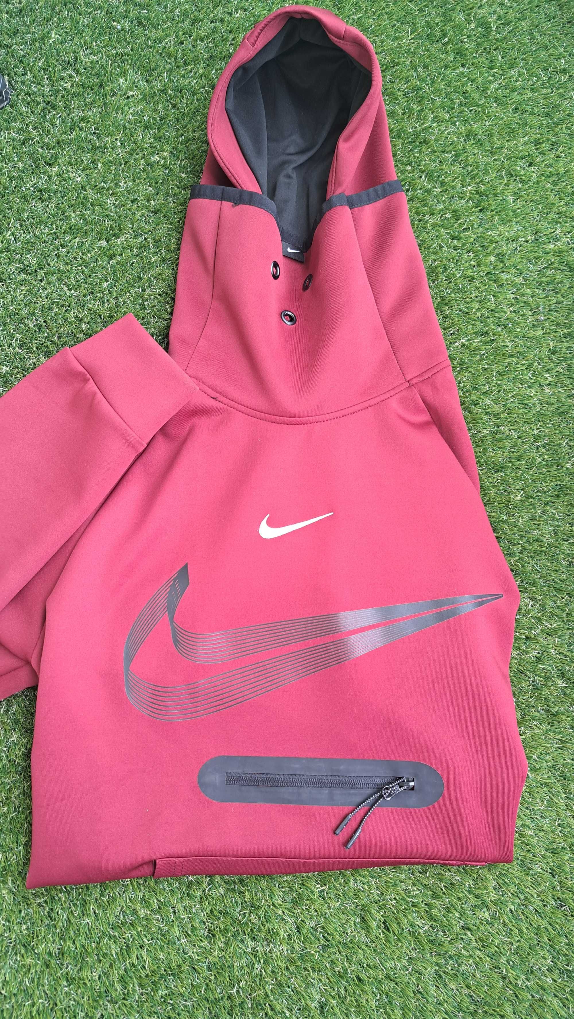 Nike therma fit M