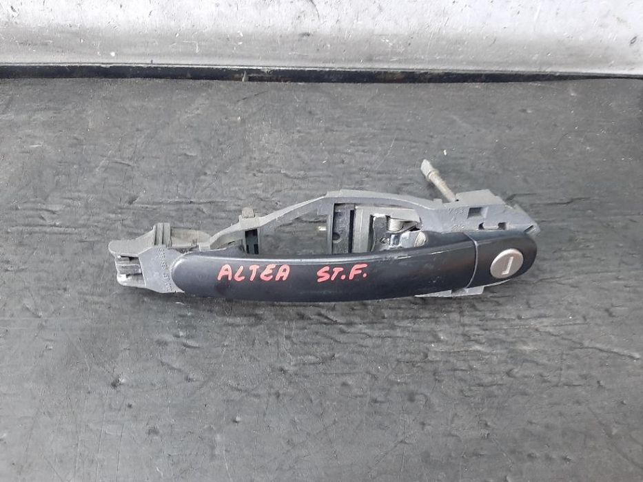 Maner exterior stanga fata seat altea 5p1 3b0837885