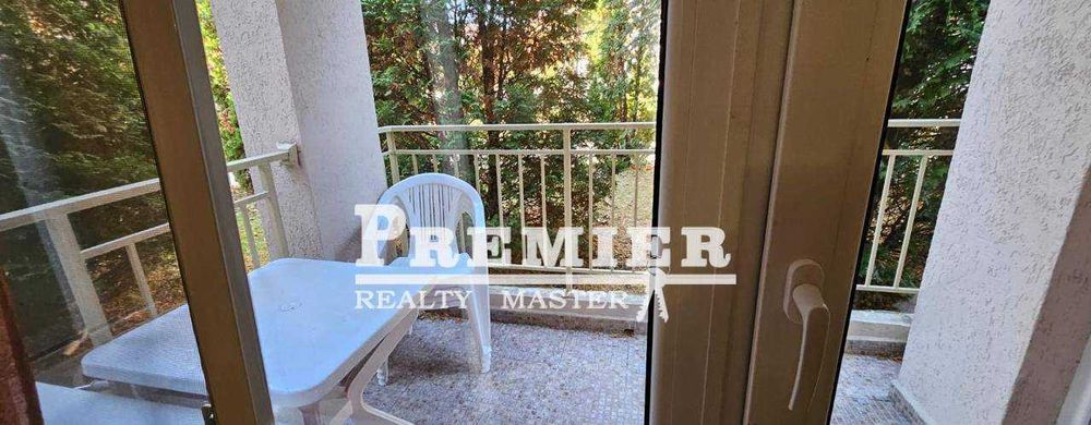 Продава се Двустаен апартамент в к.к. Слънчев бряг - 56 кв.м за 1036 €/кв.м - Снимка #1