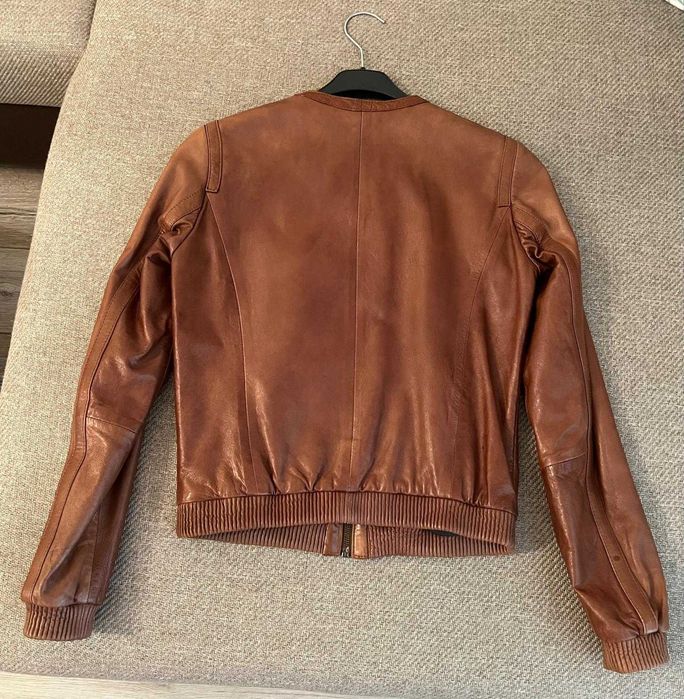 Geaca din piele Massimo Dutti