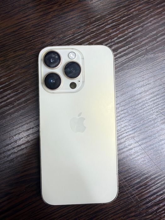 Продам Айфон 14 про 256гб