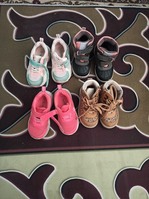 Обувь детская размеры 22, 23,24,25