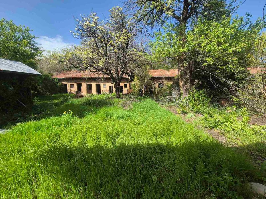Продава се Къща в с. Лозица, Област Плевен - 147 кв.м за 45 €/кв.м - Снимка #17