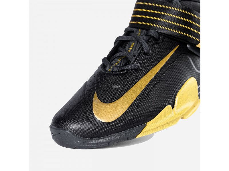 Nike Savaleos  размери - 42.5, 42