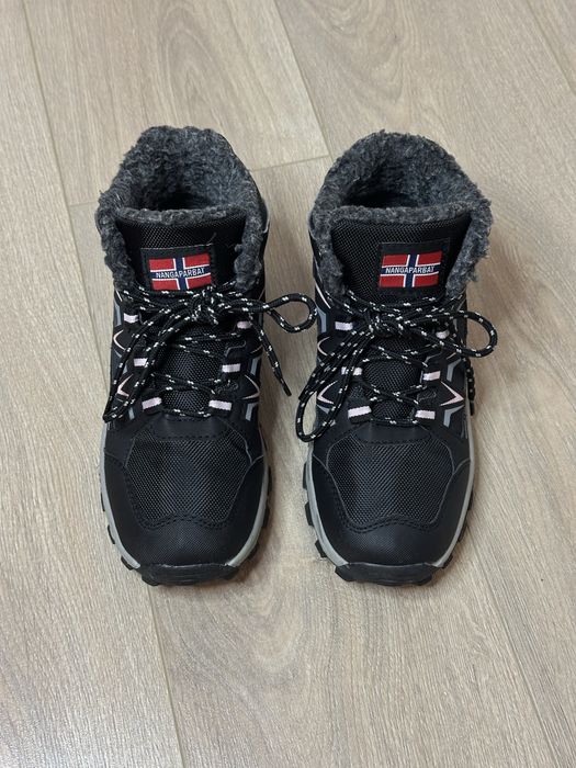 Ботинки унисекс норвежского бренда