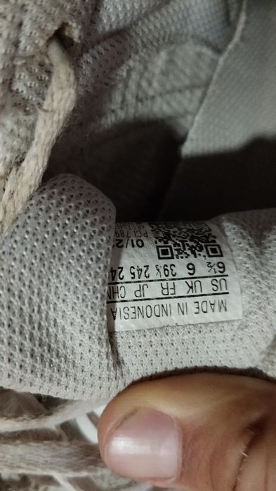 Vând sau schimb papuci adidas superstar