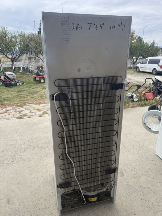 Хладилник - Охладител Bosch 170см