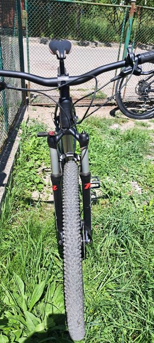 Vind bicicleta în perfecta stare de funcționare