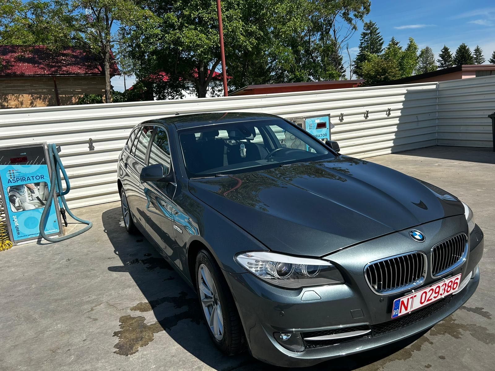 Vând BMW f11 2.0 TDI