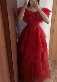 Идеальное дизайнерское красное платье