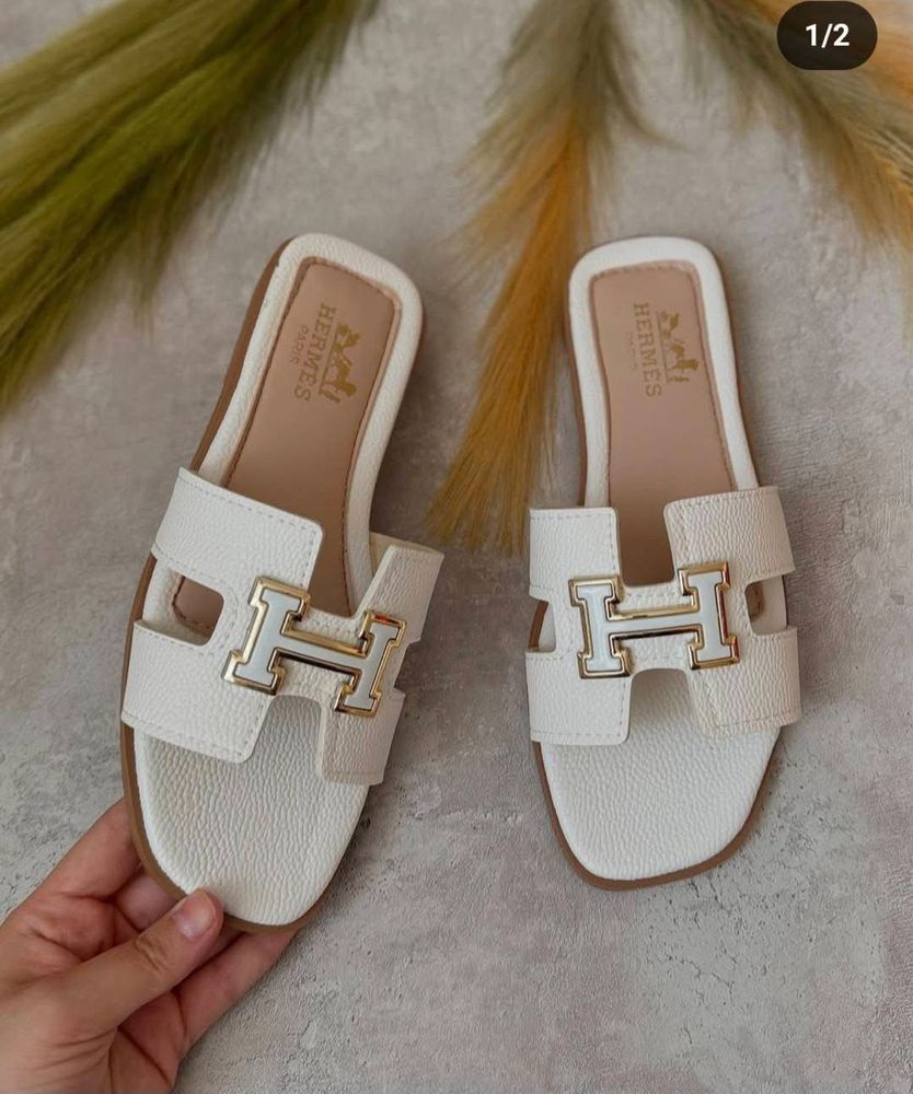Дамски чехли Hermes!