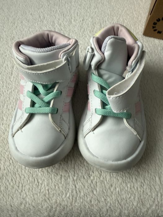 Зимни маратонки Адидас