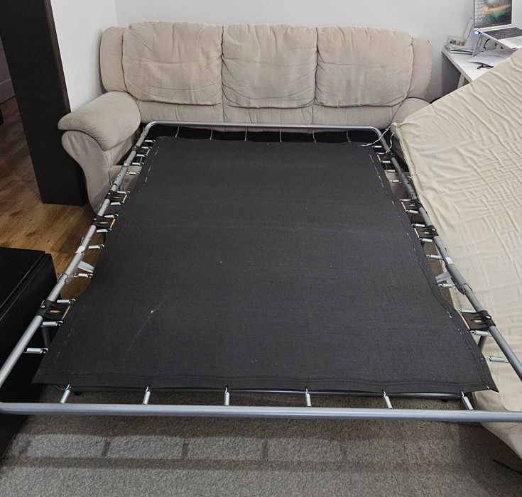 Canapea extensibilă 3 persoane