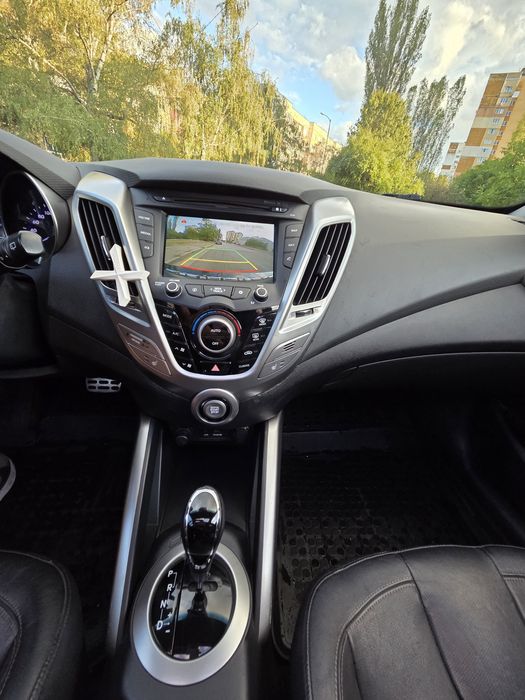 Hyundai Veloster - 14 500 лв.