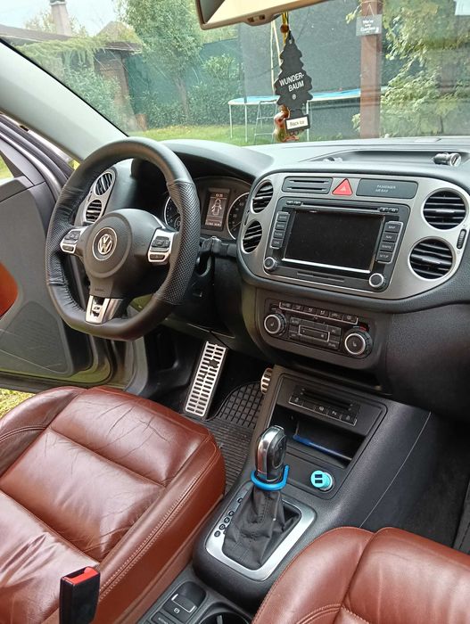 Volkswagen Tiguan R line 2011, motor 2.0 Diesel 140 CP, cutie automată