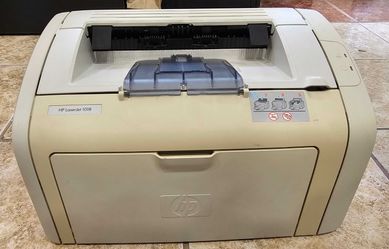 Hp LaserJet 1018 лазерен принтер за офис/дом с 6 месеца гаранция