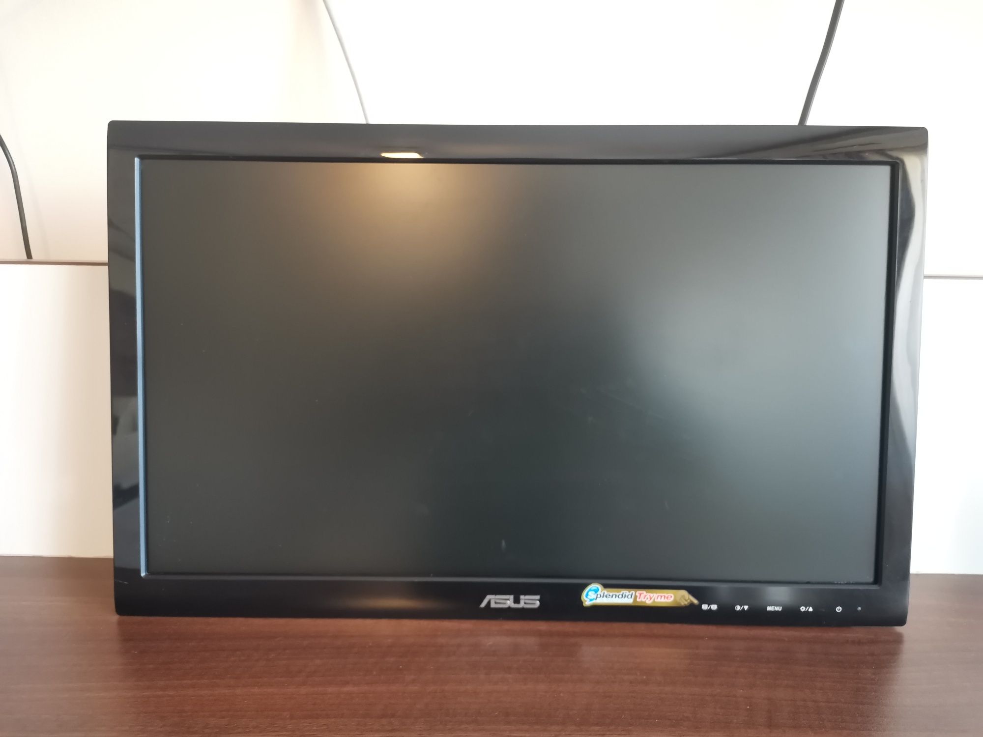 Monitor Asus 18,5 inci