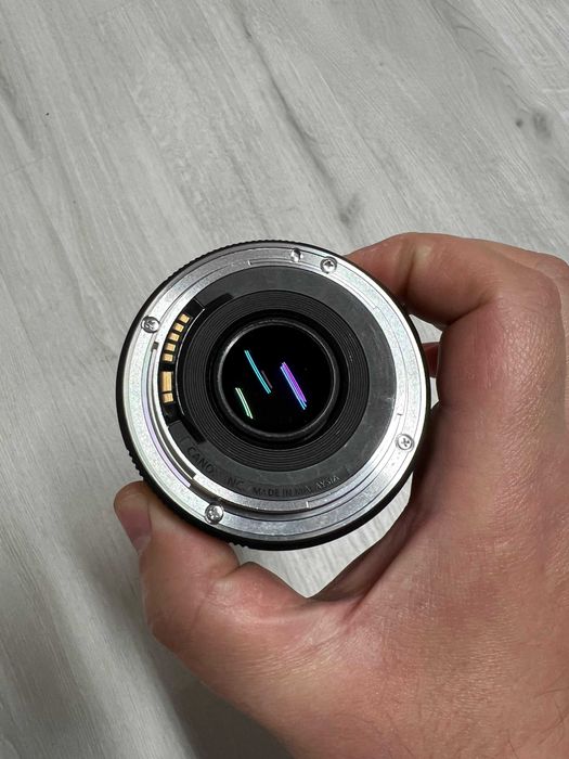 Obiectiv Canon EF 35mm f/1.4L II USM