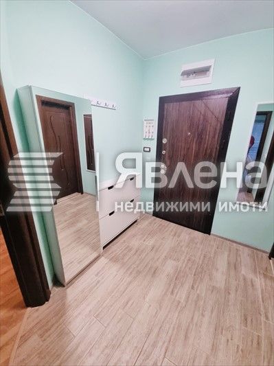 Дава се под наем Двустаен апартамент в Варна, Цветен квартал - 60 кв.м за 510 € - Снимка #6