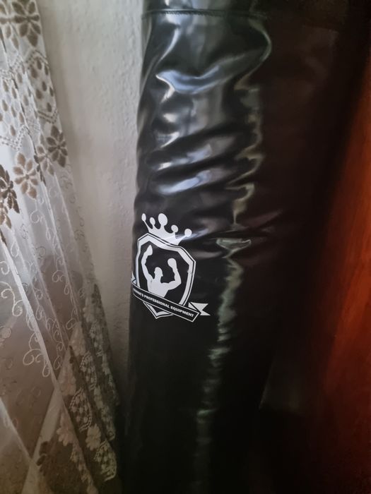 Sac de box 150 x 35 cm(30kg) - umplut + Manusi box, 12oz, pentru antre