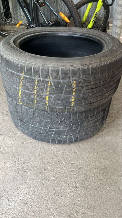 Продам резину зимнюю Yokohama 235/50/r17