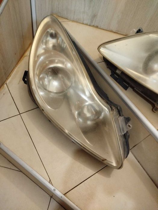Фарове за Опел Корса Д