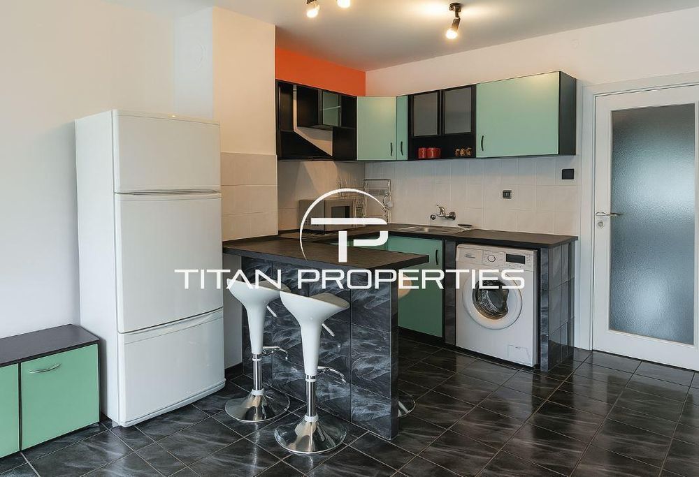 Тристаен апартамент, под наем, Спортна зала