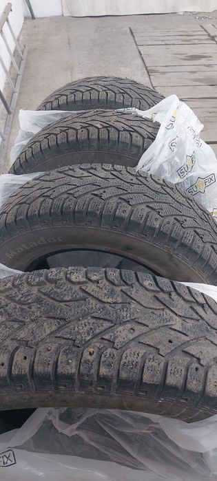 Продам резину на 16 .   225/70