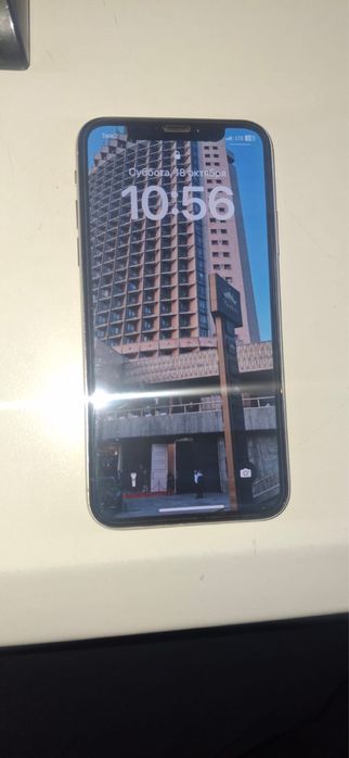 Айфон 10 В хорошем состоянии