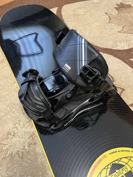Vand Snowboard + boots + husa
