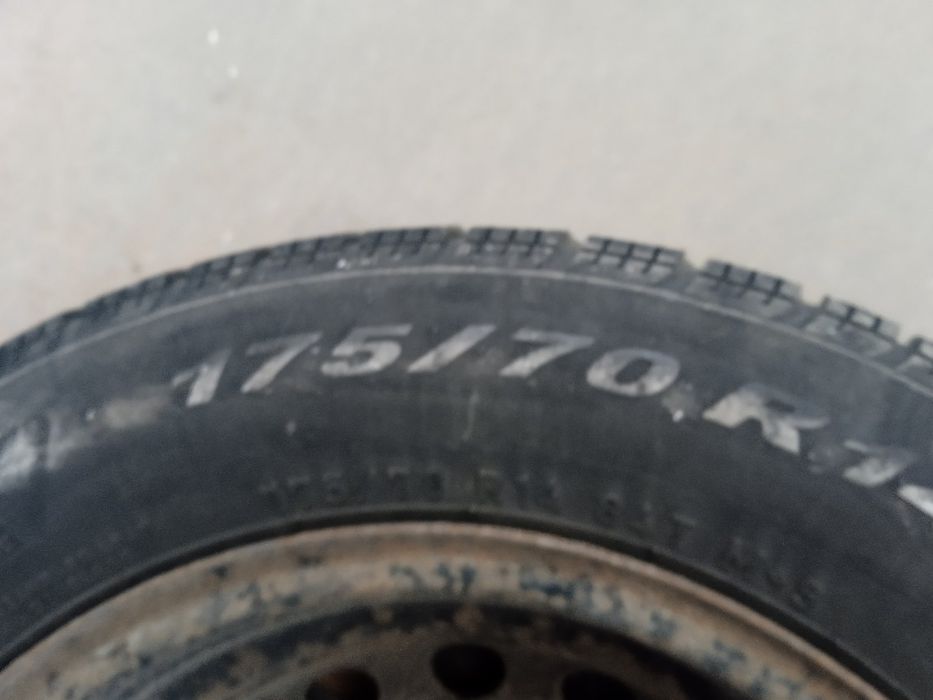 Джанти с Зимни Гуми  175/70/14/4бр. Hyundai