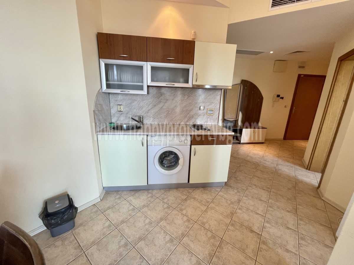 Продава се Тристаен апартамент в к.к. Слънчев бряг - 124 кв.м за 968 €/кв.м - Снимка #2
