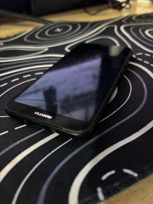 Huawei Y5 2018. .