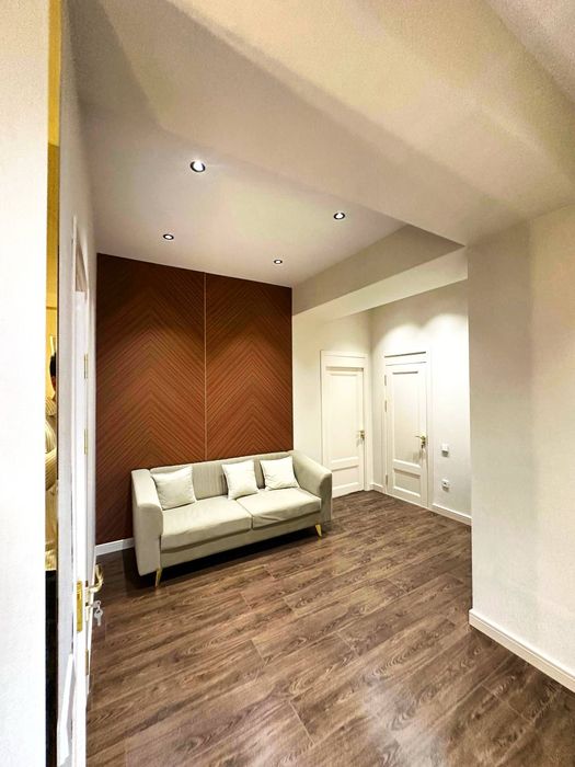 СРОЧНО!НОВОСТРОЙКА 3/8/10 ор.р метро НОВЗА  в прокурором доме Чиланзар