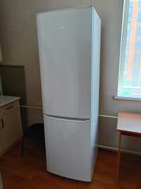 Продам холодильник Pozis 2 метра