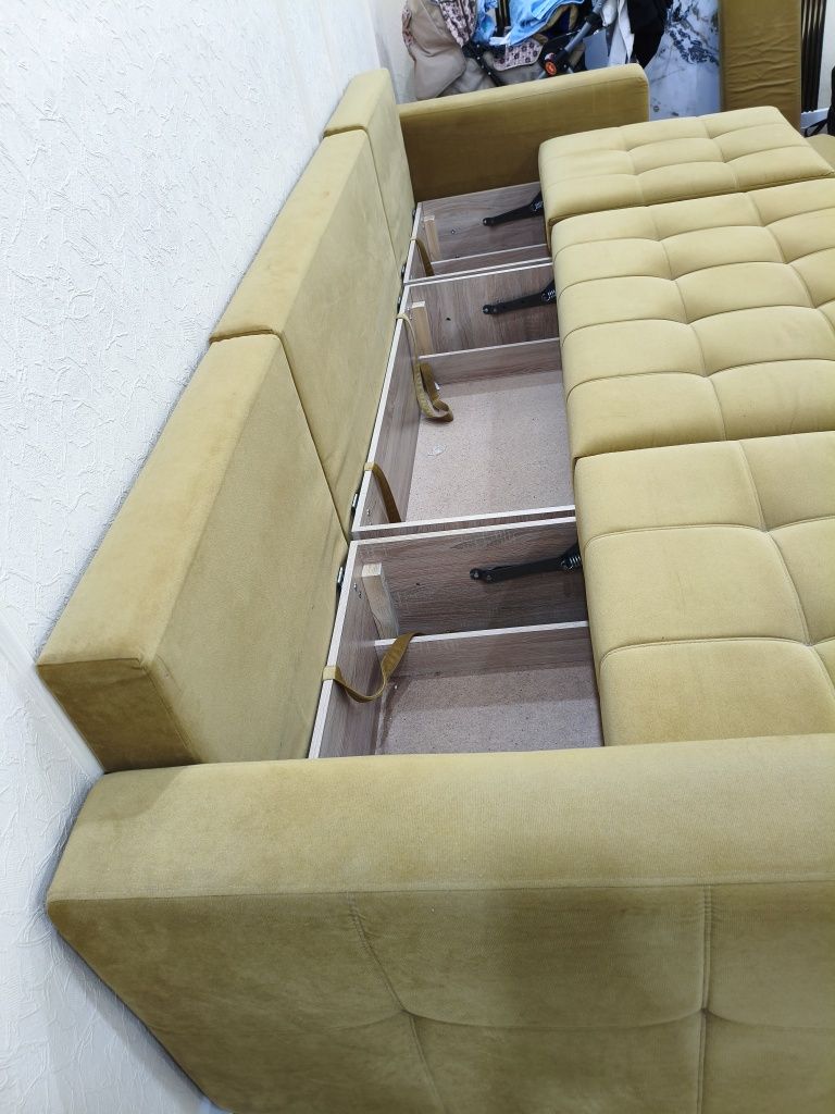 Продам шагающий диван