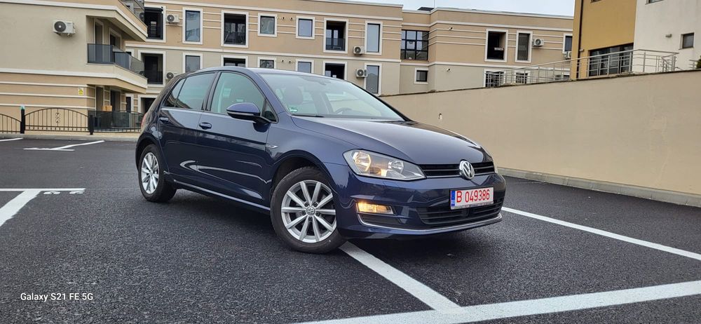 Volkswagen Golf 7 1.6 TDI Lounge Edition Hatchback