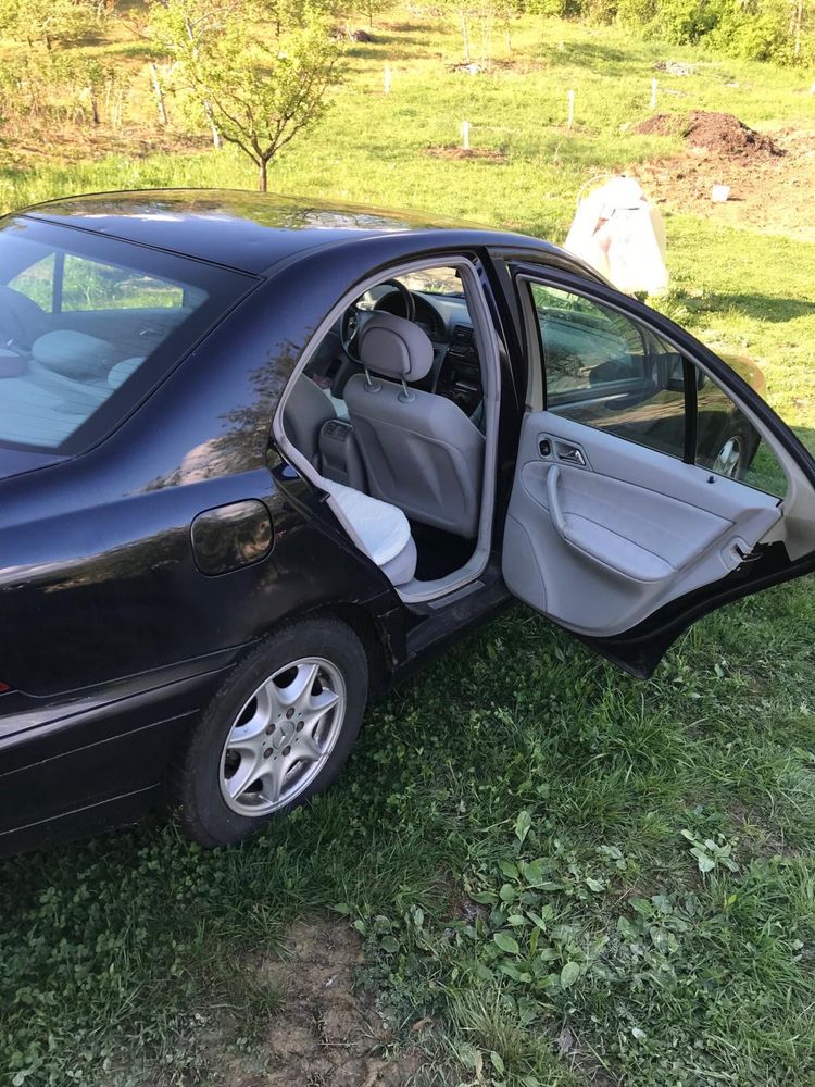 Mercedez-Benz C180 Kompressor GPL+ Bwnzină